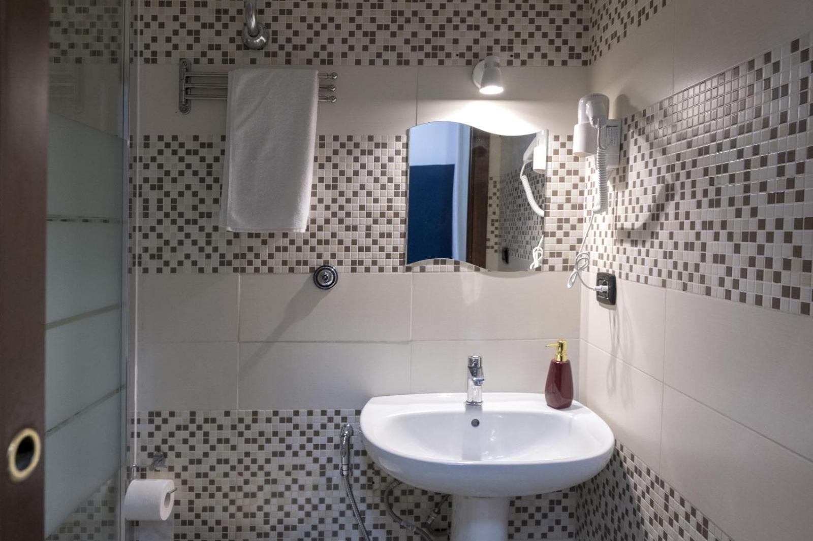 Stella Guest House O Affittacamere โรม ภายนอก รูปภาพ